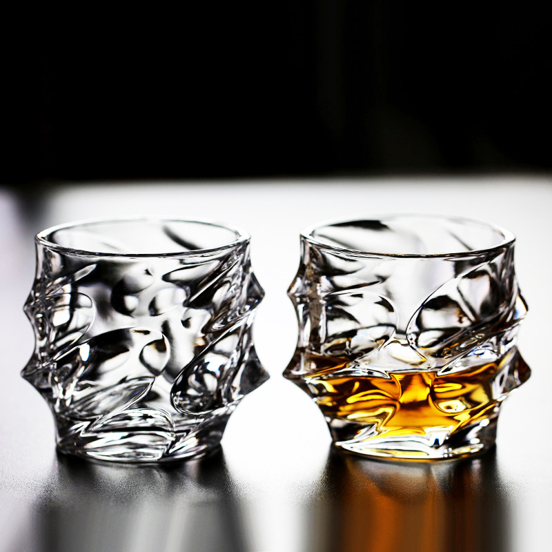 Wine Beer The Whiskey - ถ้วยค็อกเทลบรั่นดีใส2ชิ้นชุดแก้ววิสกี้ที่ใช้ในครัวเรือนแก้วไวน์สไตล์นอร์ดิกคลาสสิกต่างชาติถ้วยเบียร์ทรงคลื่นแบบคลาสสิกขนาด320มล.