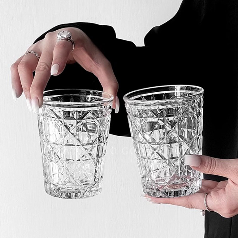 แก้วไวน์แบบตะวันตกลายเพชรแนววิ - Wine Beer The Whiskey บทวิจารณ์และราคา